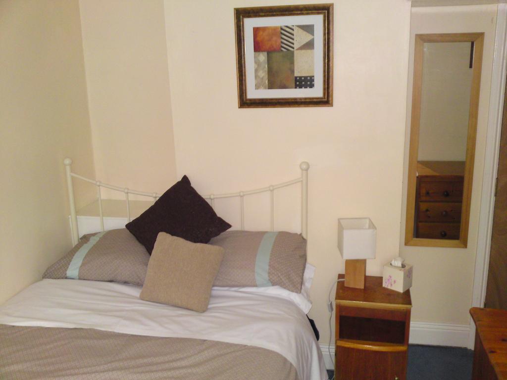 Bed and Breakfast Crestwell House Eastleigh Habitación foto